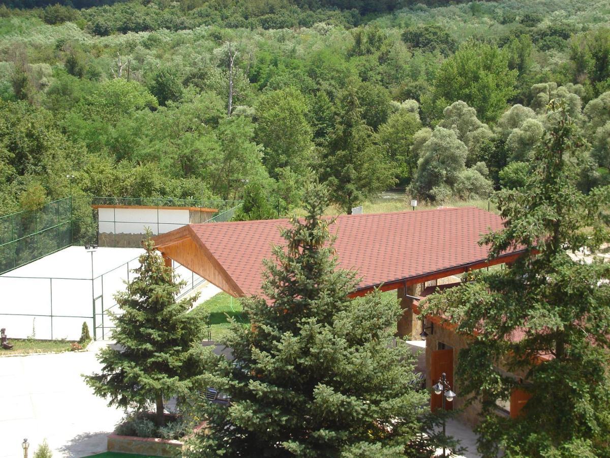 Хотел Галина Палас Srem Εξωτερικό φωτογραφία