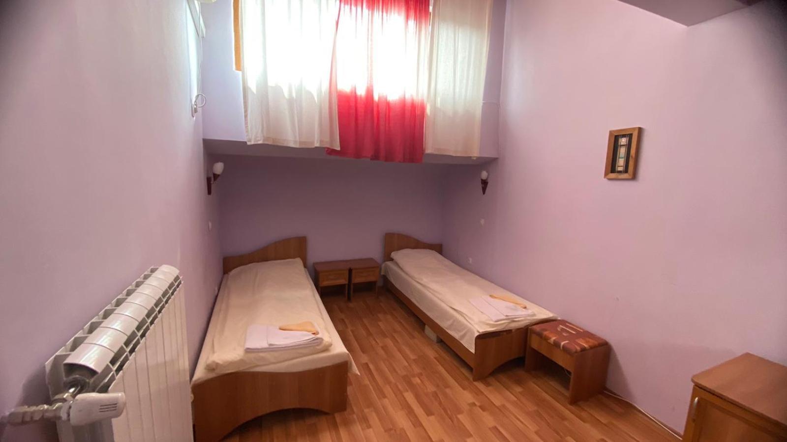 Хотел Галина Палас Srem Δωμάτιο φωτογραφία